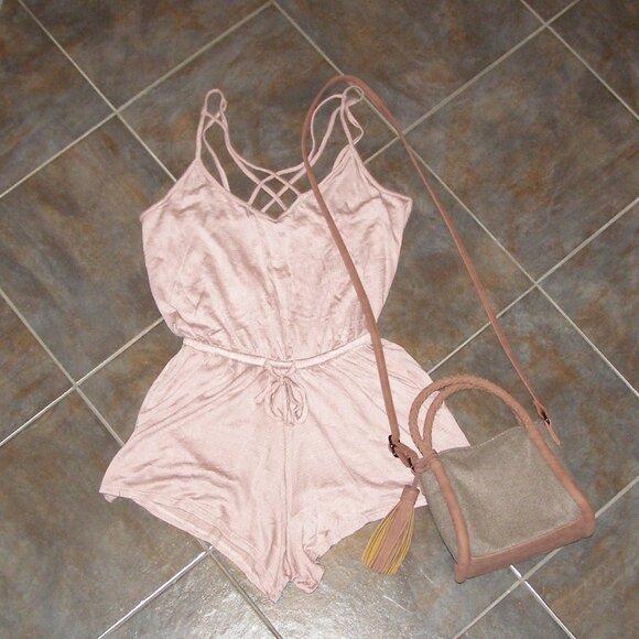 NEW size Small Derek Heart Womens Romper Strappy Mauve Sleeveless Knit Stretch - Picture 3 of 10